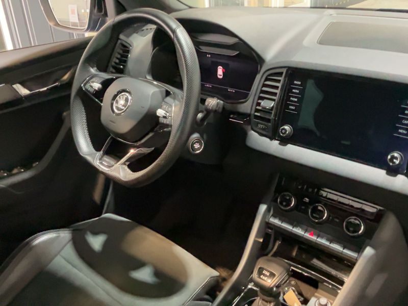 Skoda Karoq 2.0 TDI Sportline 4x4 — zdjęcie 12
