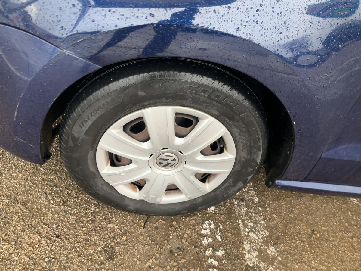 Volkswagen Polo 2010 — photo 4