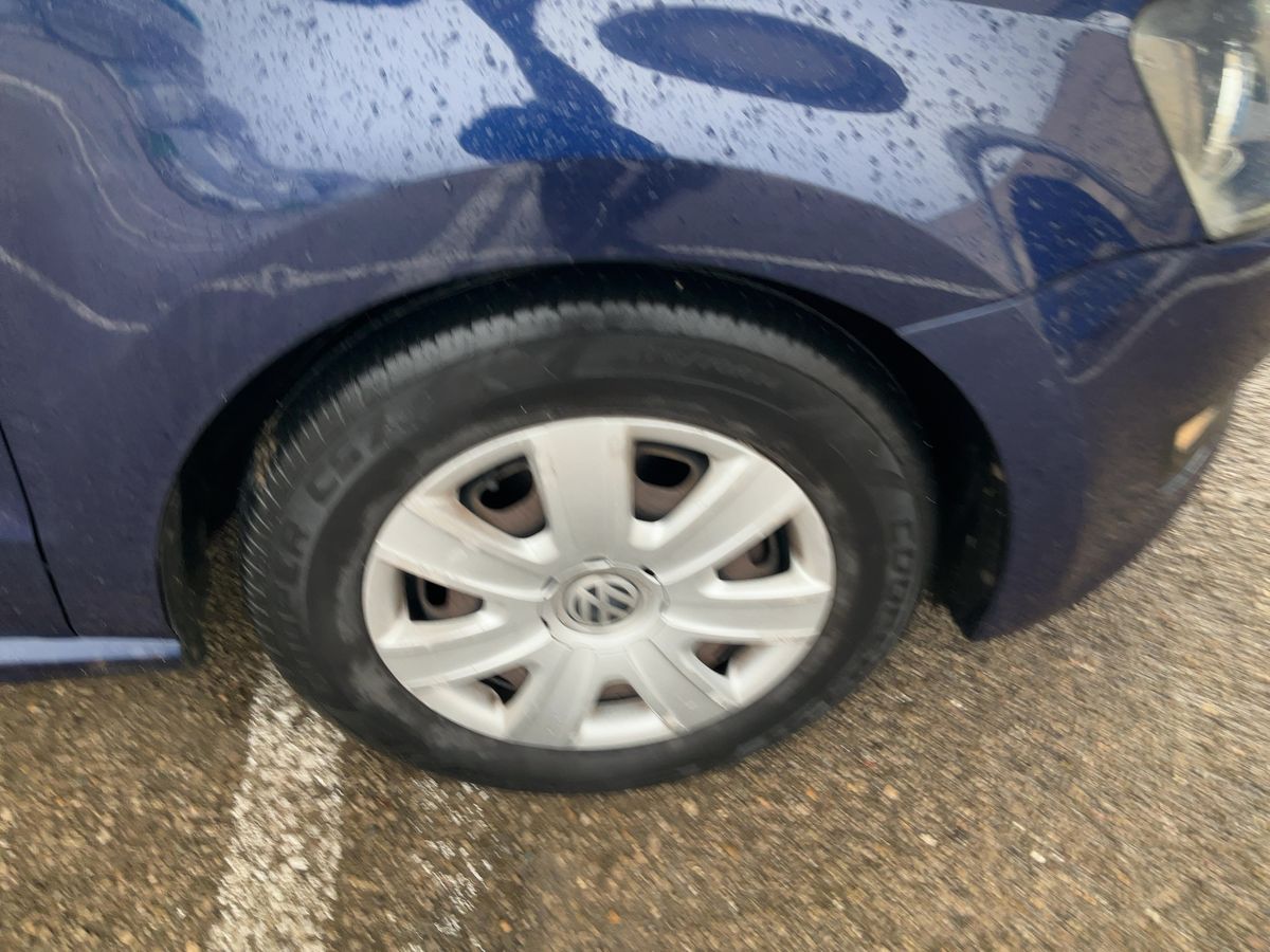 Volkswagen Polo 2010 — photo 12
