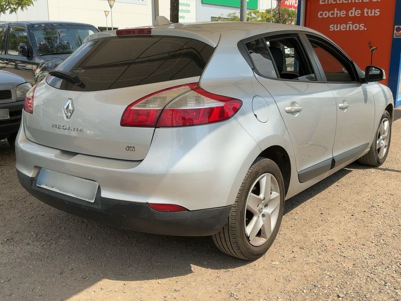 Renault Megane 1.5 dCi Business 2014 – снимка 8