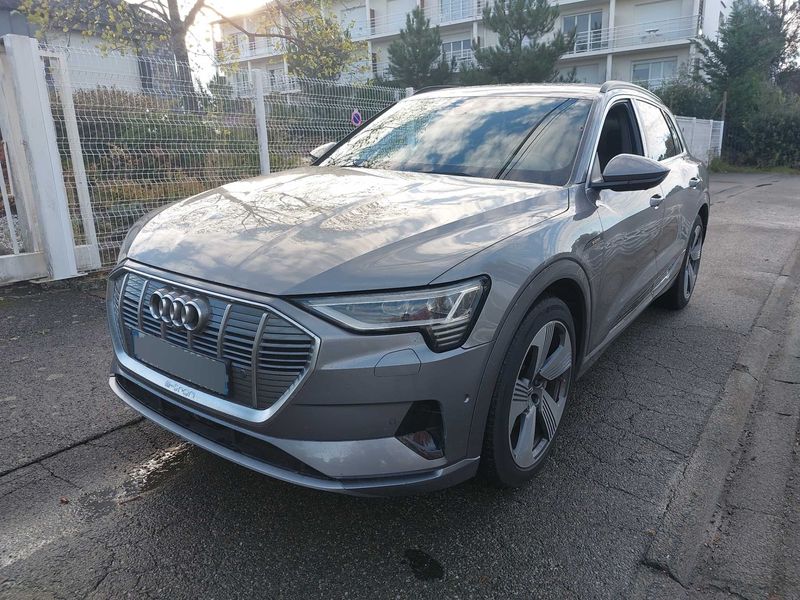 Audi e-tron 55 quattro Avus