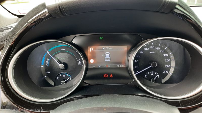 Kia XCeed 1.6 Plug-in Hybrid Spirit — zdjęcie 12