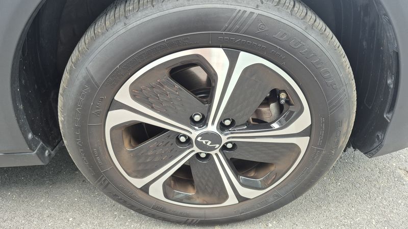 Kia XCeed 1.6 Plug-in Hybrid Spirit — zdjęcie 22