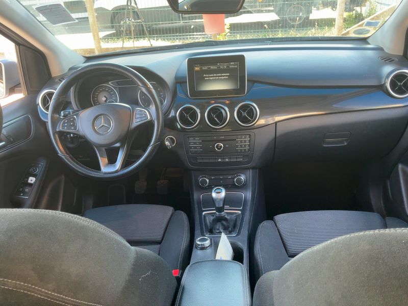Mercedes-Benz B-Klasse B 180 CDI — zdjęcie 12