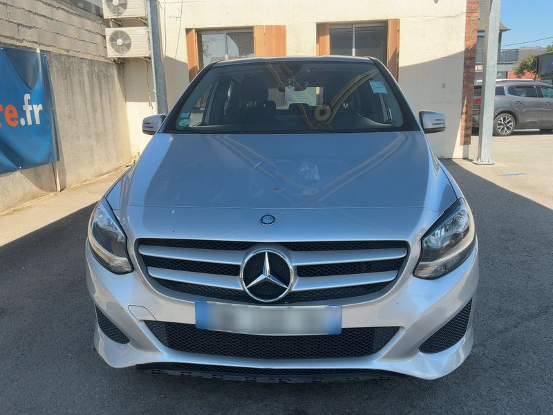 Mercedes-Benz B-Klasse B 180 CDI — zdjęcie 9