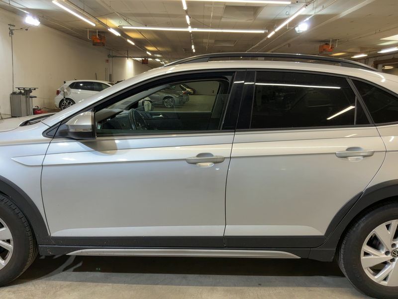 Volkswagen Taigo 1.0 TSI Life — zdjęcie 4