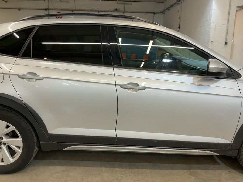 Volkswagen Taigo 1.0 TSI Life — zdjęcie 7