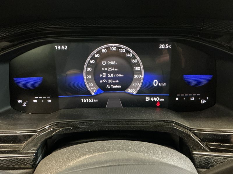 Volkswagen Taigo 1.0 TSI Life — zdjęcie 13