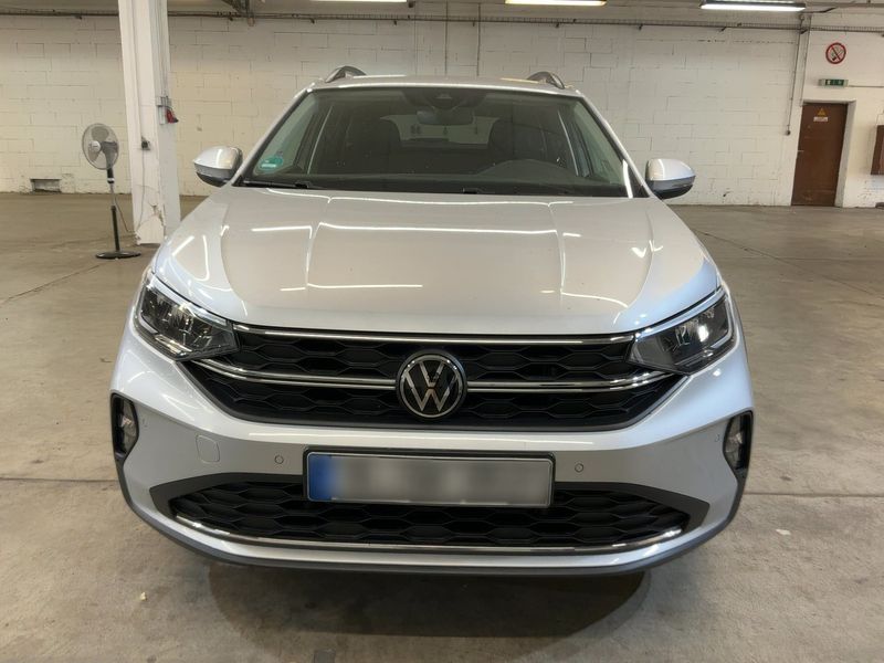 Volkswagen Taigo 1.0 TSI Life — zdjęcie 9