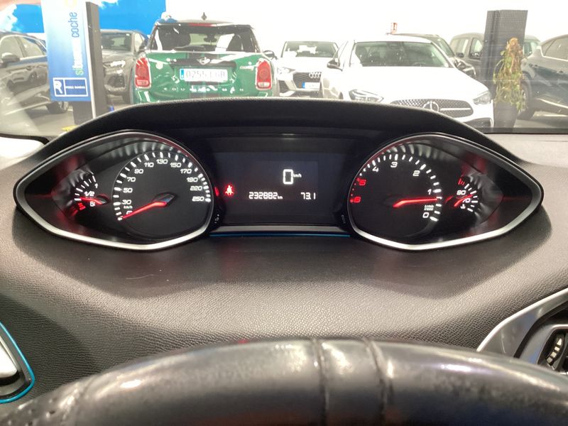 Peugeot 308 1.6 Blue-HDi Active 2018 – снимка 18