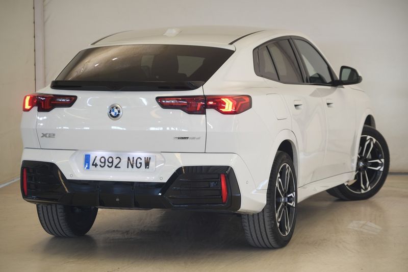 BMW X2 sDrive 18d M Sport — zdjęcie 4