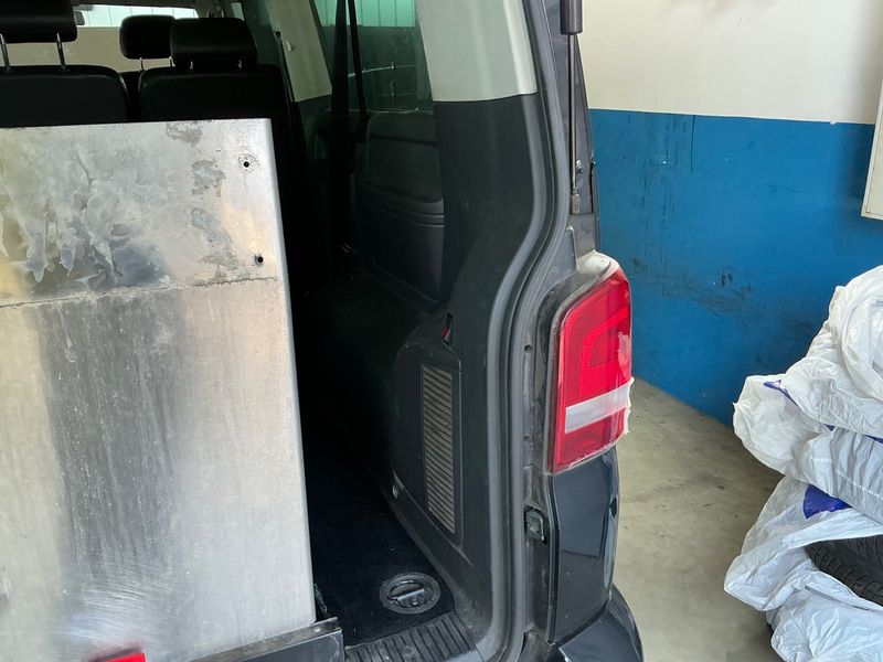 Volkswagen T5 Caravelle 2.0 TDI Comfortline lang 2014 – снимка 45