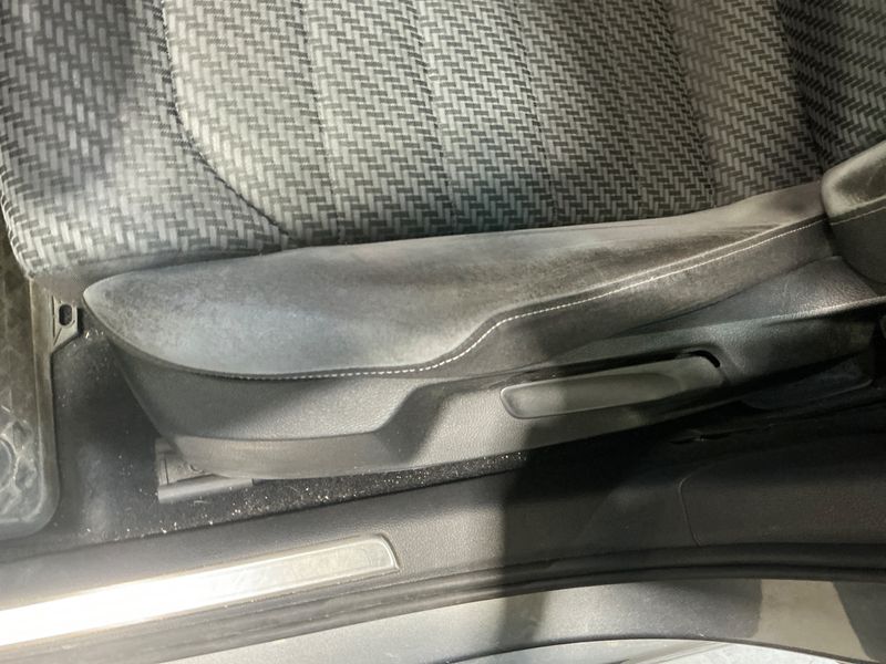 Volkswagen Golf VII 2.0 TDI Highline 4Motion BlueMotion Tech 2019 – снимка 23