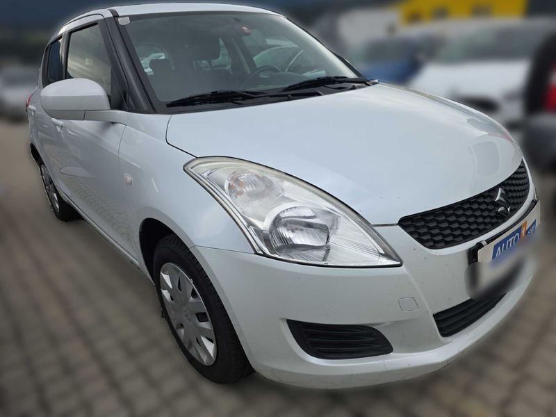 Suzuki Swift 1.2 GL Special 4x4 — zdjęcie 6