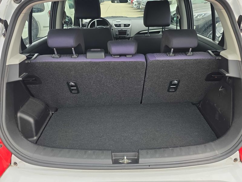 Suzuki Swift 1.2 GL Special 4x4 — zdjęcie 9