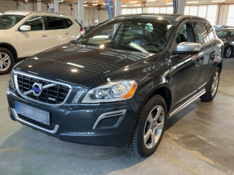 Volvo XC60 2.0 D4 Kinetic 2WD