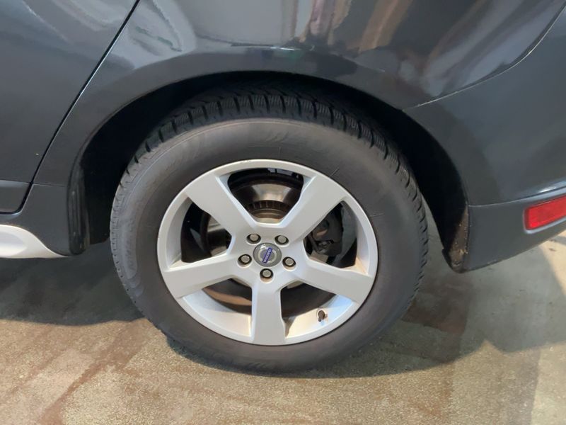 Volvo XC60 2.0 D4 Kinetic 2WD 2013 – снимка 5