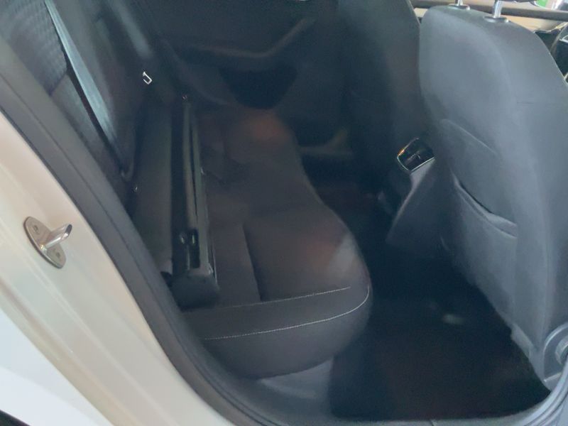 Skoda Octavia 1.4 TSI Drive — zdjęcie 14