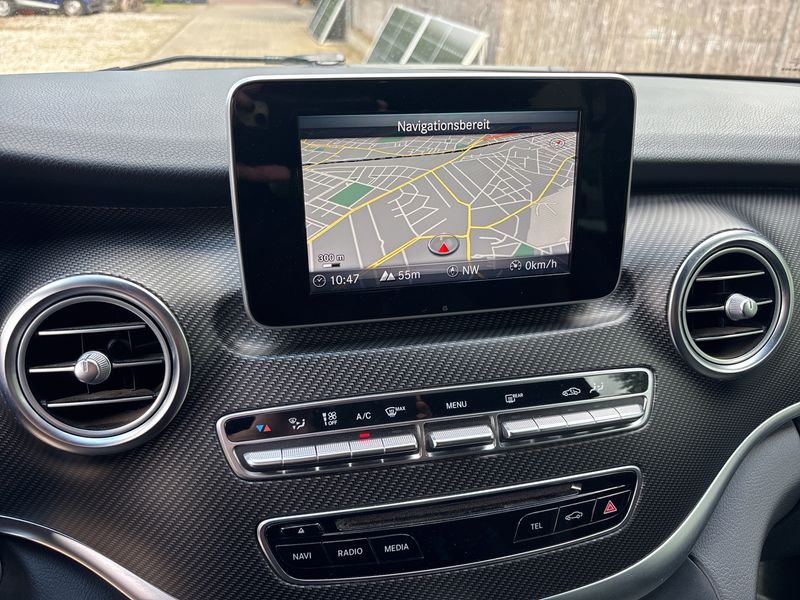 Mercedes-Benz V-Klasse V 250 d lang 4Matic BlueTEC Edition — zdjęcie 13