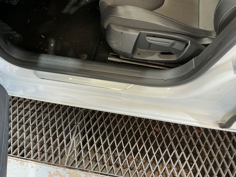 Seat Leon 2.0 TDI Xcellence 2018 – снимка 32