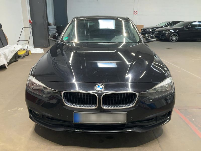 BMW 3er 318d Advantage 2017 – снимка 14