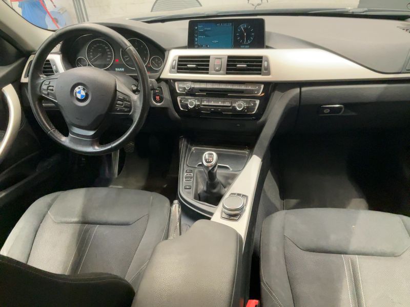 BMW 3er 318d Advantage 2017 – снимка 17