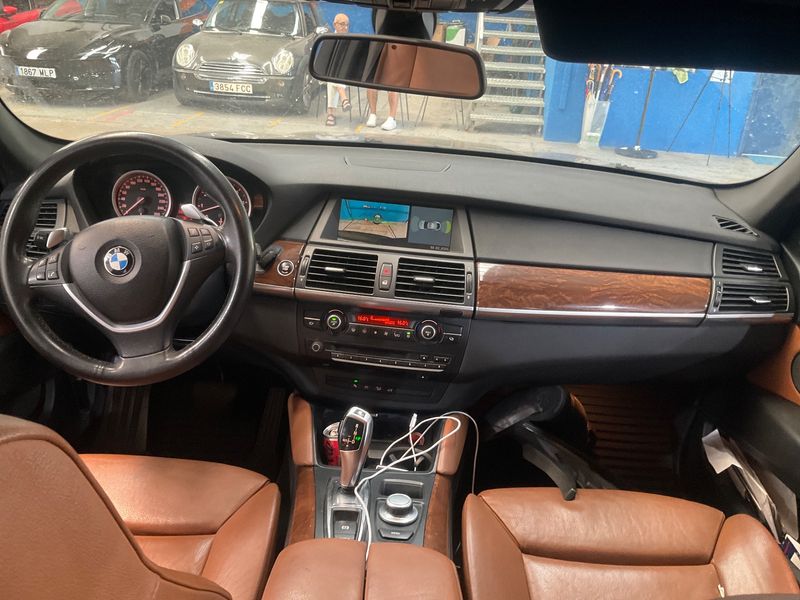 BMW X6 xDrive 35i — zdjęcie 12