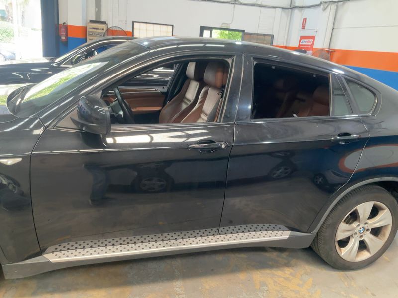 BMW X6 xDrive 35i — zdjęcie 4