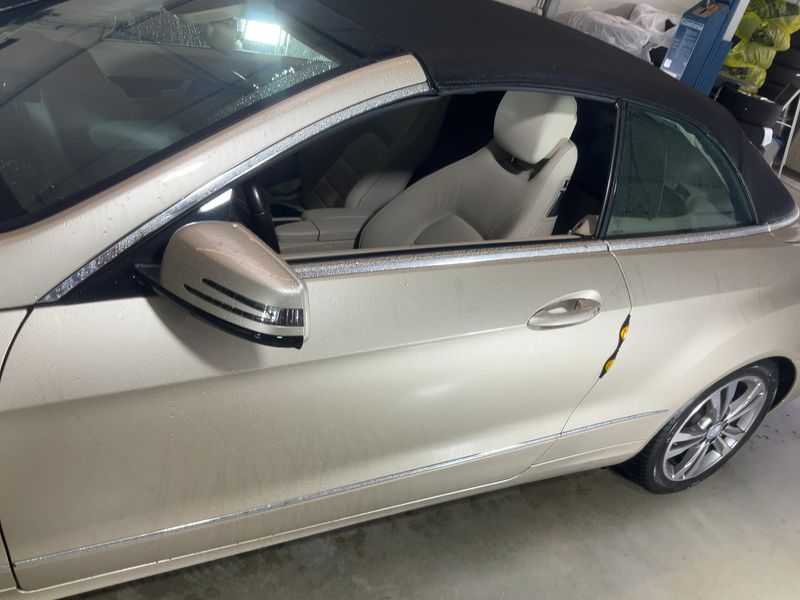 Mercedes-Benz E-Klasse E 200 CGI — zdjęcie 4