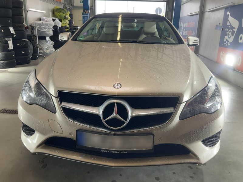 Mercedes-Benz E-Klasse E 200 CGI — zdjęcie 9