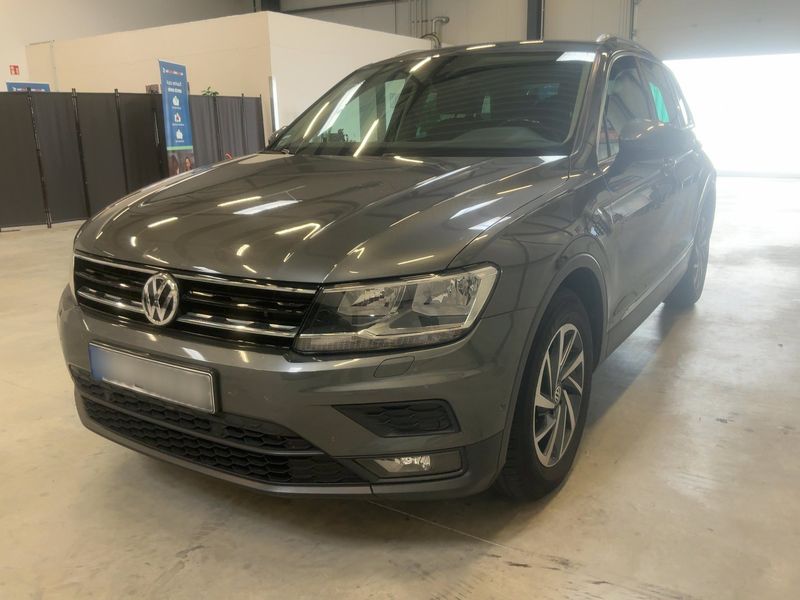 Volkswagen Tiguan 2.0 TDI Sound BlueMotion Tech 2017 – снимка 1