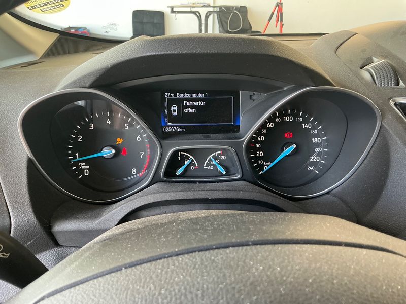 Ford C-Max 1.0 EcoBoost Titanium — zdjęcie 13