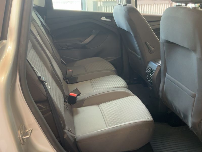 Ford C-Max 1.0 EcoBoost Titanium — zdjęcie 14