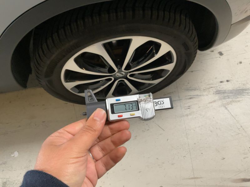 Nissan Qashqai+2 2.0 360 4x4 2013 – снимка 11