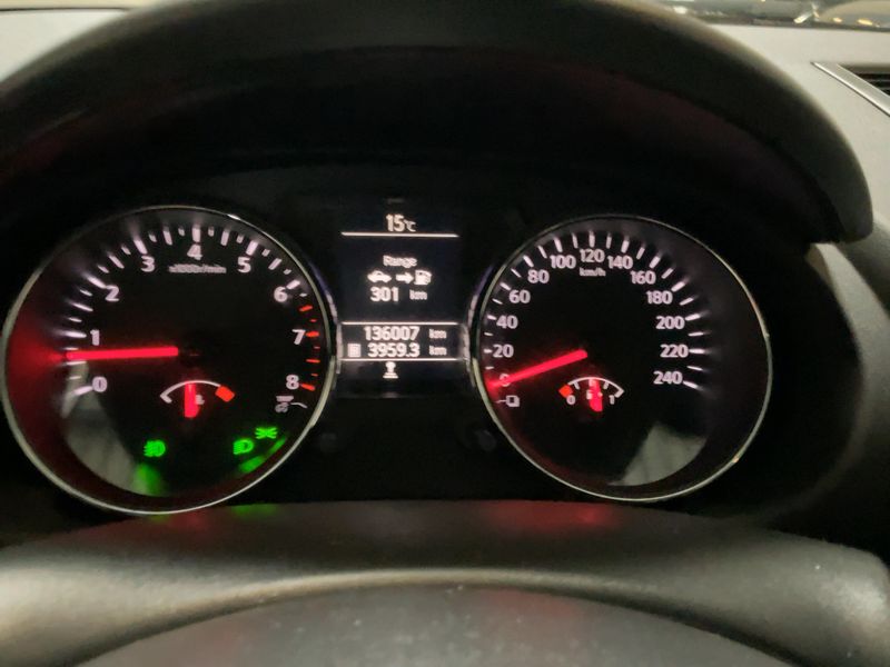 Nissan Qashqai+2 2.0 360 4x4 2013 – снимка 18