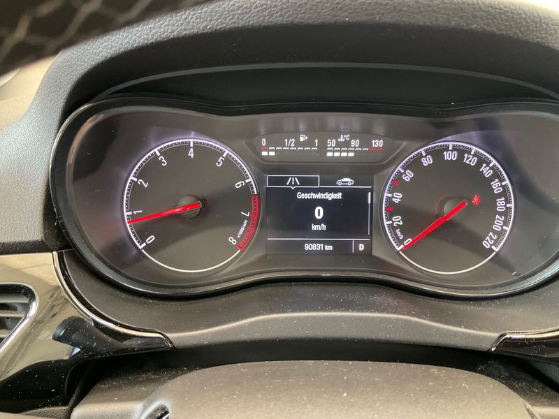 Opel Corsa 1.4 Edition ecoFlex — zdjęcie 13
