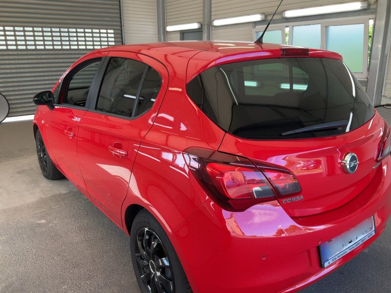 Opel Corsa 1.4 Edition ecoFlex — zdjęcie 3