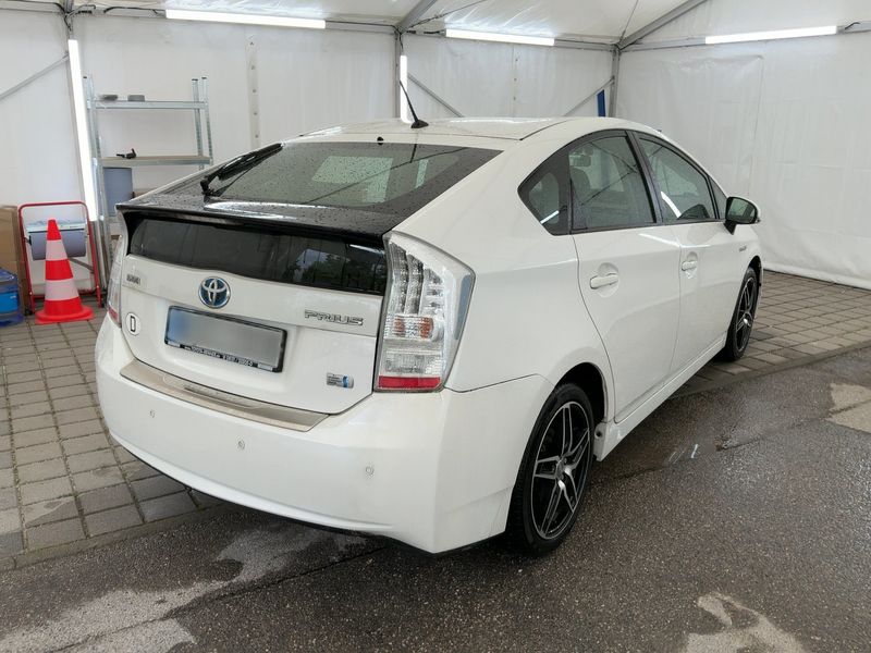 Toyota Prius 1.8 Life — zdjęcie 6