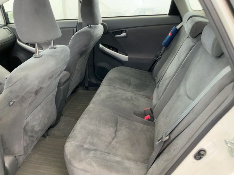 Toyota Prius 1.8 Life — zdjęcie 14