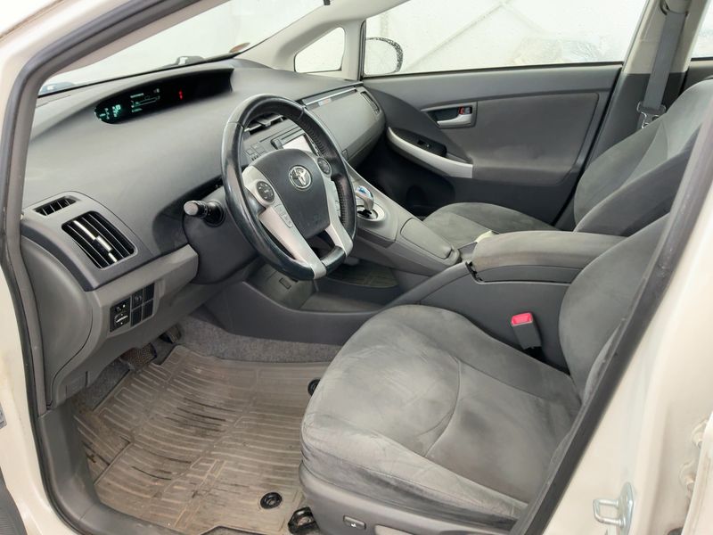 Toyota Prius 1.8 Life — zdjęcie 11