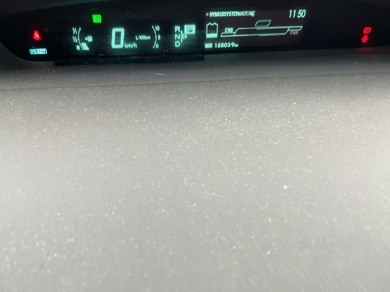 Toyota Prius 1.8 Life — zdjęcie 13