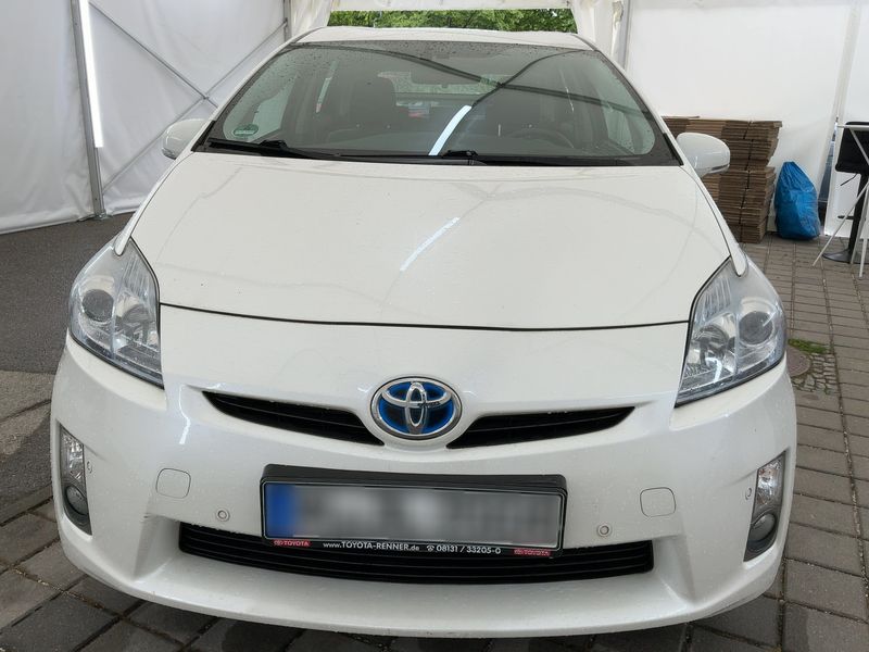 Toyota Prius 1.8 Life — zdjęcie 9