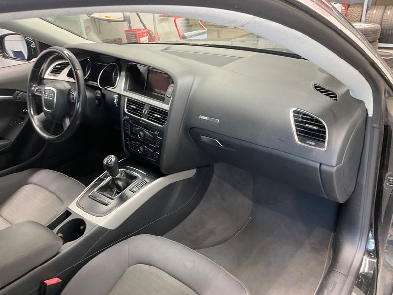 Audi A5 2.0 TDI 2011 – снимка 24