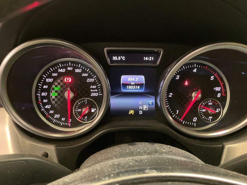 Mercedes-Benz GLE-Klasse GLE 350 d 4Matic — zdjęcie 13
