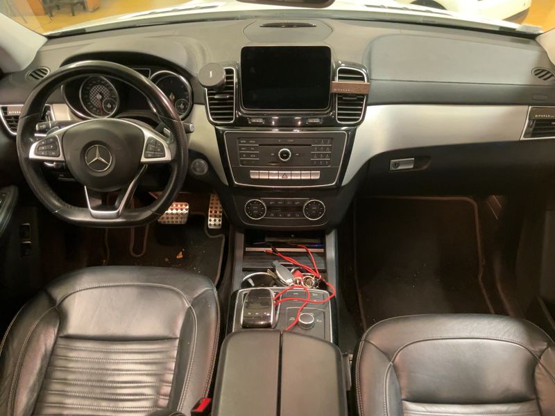 Mercedes-Benz GLE-Klasse GLE 350 d 4Matic — zdjęcie 12