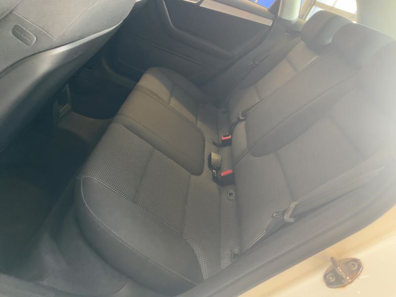 Audi A3 Sportback 1.6 TDI Ambition — zdjęcie 14