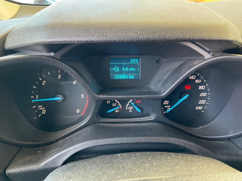 Ford Tourneo Connect 1.6 TDCi Titanium — zdjęcie 13