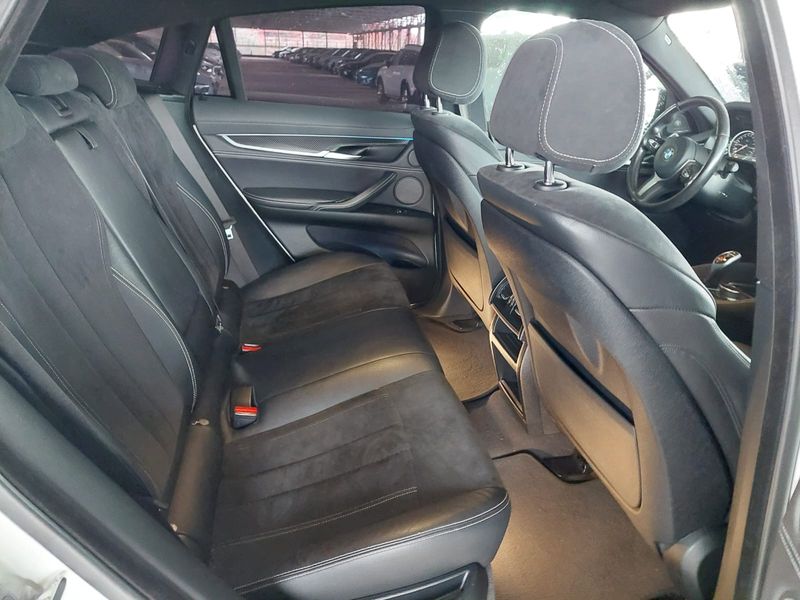 BMW X6 xDrive 30d — zdjęcie 13
