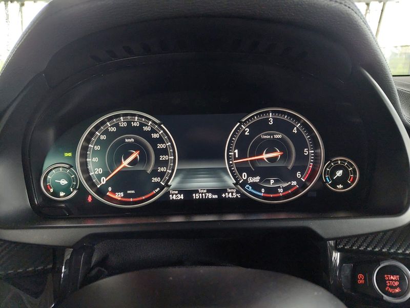 BMW X6 xDrive 30d — zdjęcie 12