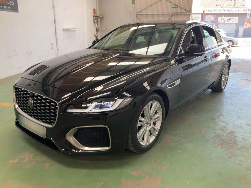 Jaguar XF D200 Mild-Hybrid S